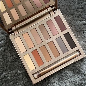 Urban Decay Naked Ultimate Basics